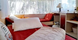 2 bedrooms
