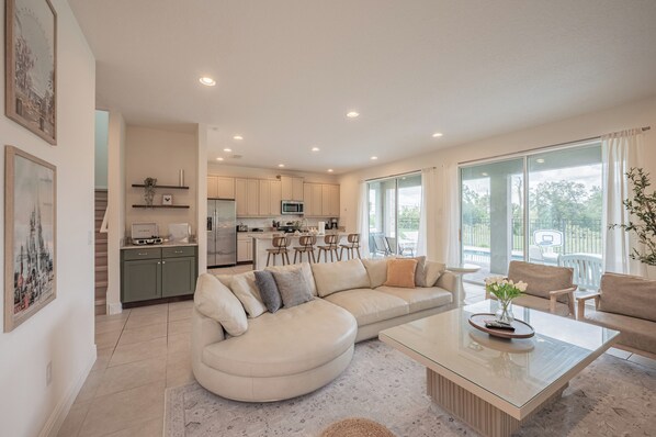 Smart TV, table football, ping pong, books - 5-Bd 5-Bath Oasis next to Disney with Pool Grill Game Room, NO Rear Neighbors (Kissimmee)