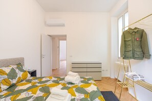 1 camera, Wi-Fi, lenzuola