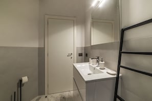 Shower, bidet