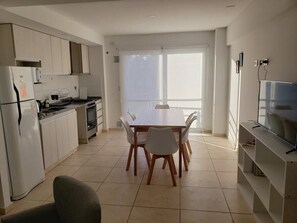 Fridge, microwave, oven, stovetop - Beautiful brand new apartment (Mendoza)