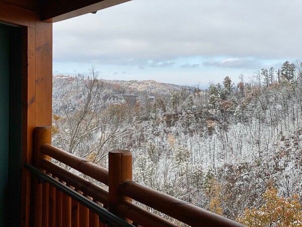 Property grounds - One Bedroom Deluxe King Bed Villa (Gatlinburg)