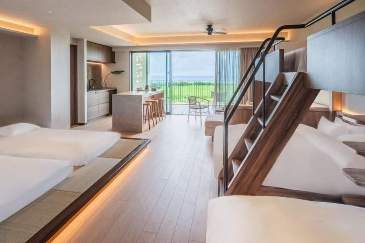 In-room safe, free WiFi, bed sheets