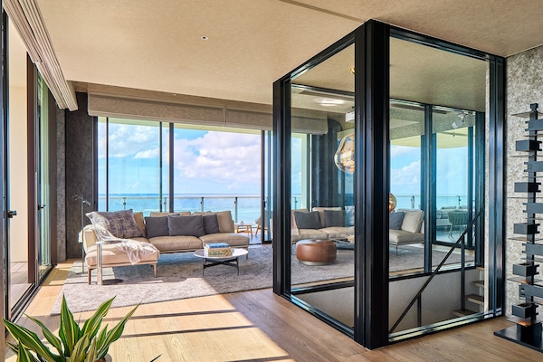 The Seven Penthouse - Panorama View (C), Non Smoking | In-room safe, free WiFi