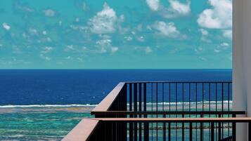 Uitzicht op strand/zee