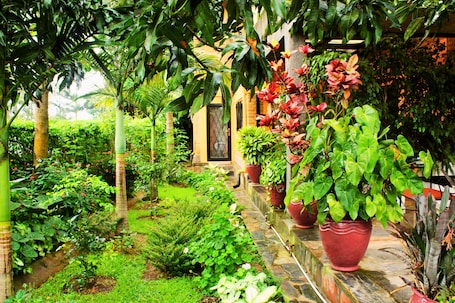 Terrace/patio. Salama Village Kigali