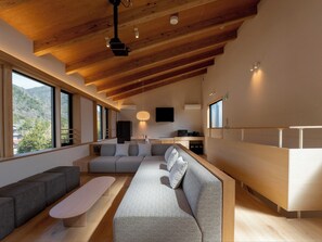 TV - Rakuten STAY Izumo 101 Apart Triple Japanesestyle roomwith sauna 5 people capacity / Izumo City Shimane (Izumo City)