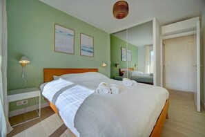 1 camera, ferro/asse da stiro, Wi-Fi, lenzuola