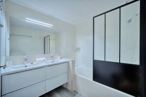 Hair dryer, towels