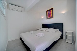1 bedroom, iron/ironing board, WiFi, bed sheets - Immogroom - Panoramic View - quiet - AC - bright (Cannes)