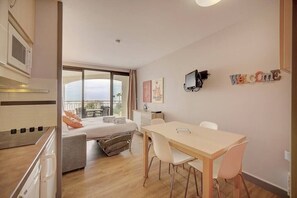 1 Schlafzimmer, Bügeleisen/Bügelbrett, Reisekinderbett, WLAN