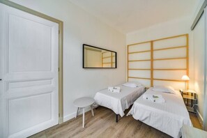 2 dormitorios, tabla de planchar con plancha, wifi y ropa de cama