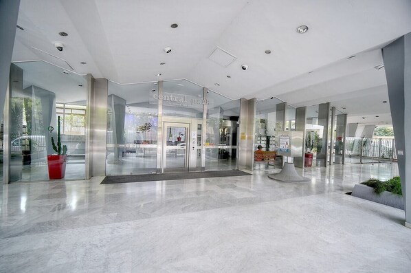 Lobby - Immogroom - Terrace -AC - Shops - Parking - Wifi (Cannes)