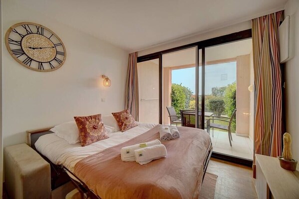 1 Schlafzimmer, Bügeleisen/Bügelbrett, WLAN, Bettwäsche