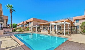 Outdoor pool, a heated pool - Location Location Location! Stylish, Updated Condo in Prime Palm Springs Area (Palm Springs)