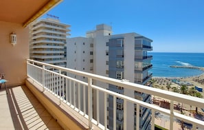 Property grounds - Cozy apartment in Fuengirola with house sea view (Fuengirola)