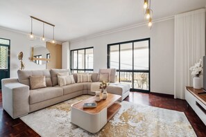 House | 3 bedrooms - Glimpse of the City by Madeira Sun Travel (Funchal)