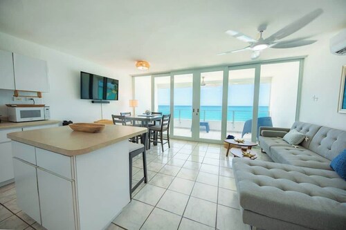 2BR/2Bath on Luquillo Beach w/PK