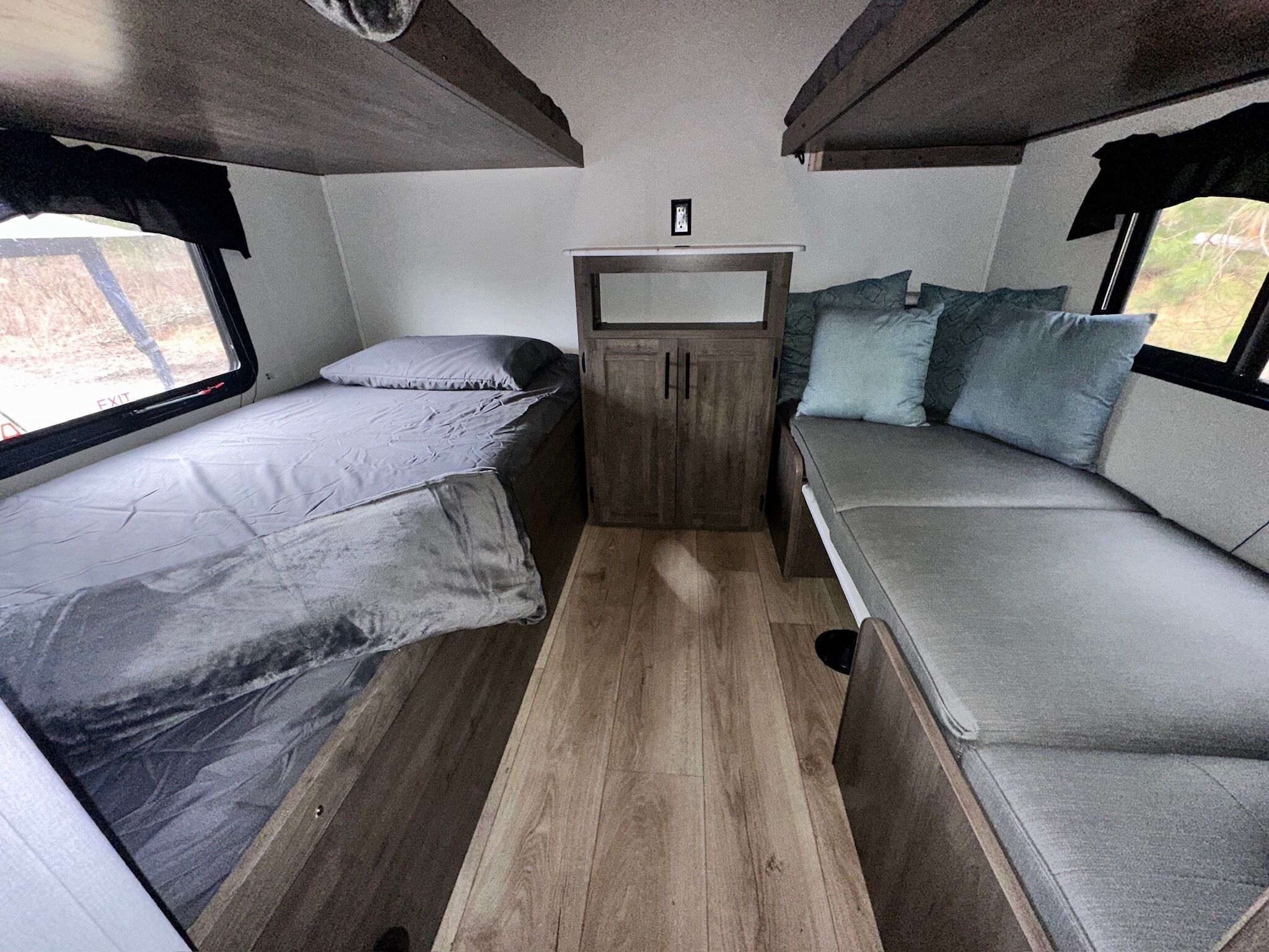 2 bedrooms, WiFi, bed sheets