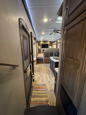 1 bedroom, bed sheets
