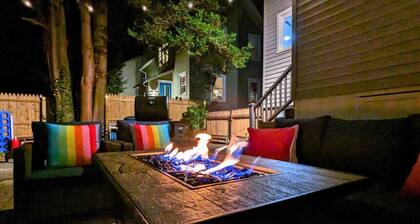 The Jewel of The Cove - Historic Coastal Retreat