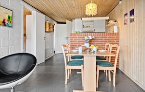 Dining - 2 bedroom cozy home in Thisted (Thisted)