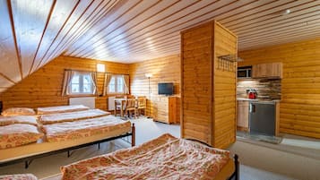 2 slaapkamers, reisbedje, gratis wifi, beddengoed