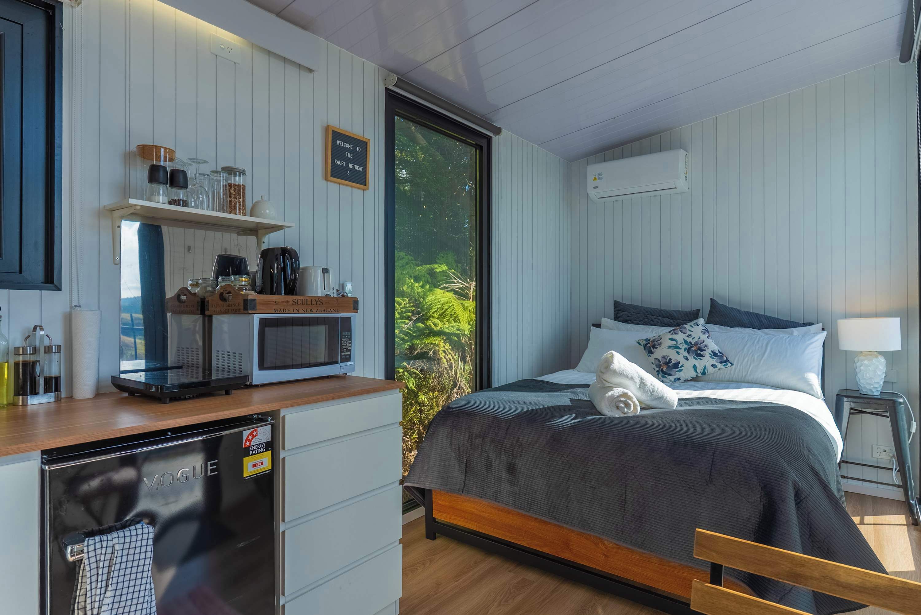 1 dormitorio y ropa de cama