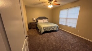 2 bedrooms, WiFi, bed sheets - Northview Ave (Elizabethtown)