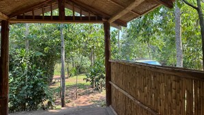 Quầy tiếp tân
