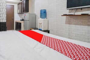 Room - OYO 94029 Tamansari Panoramic Apartment By Muz (Bandung)