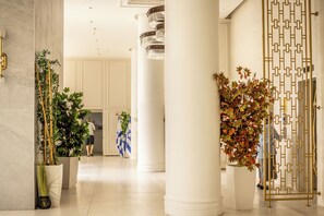 Lobby - Seaside High-Rise Apt by Sea N' Rent (Netanya)