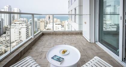 Seaside High-Rise Apt by Sea N' Rent