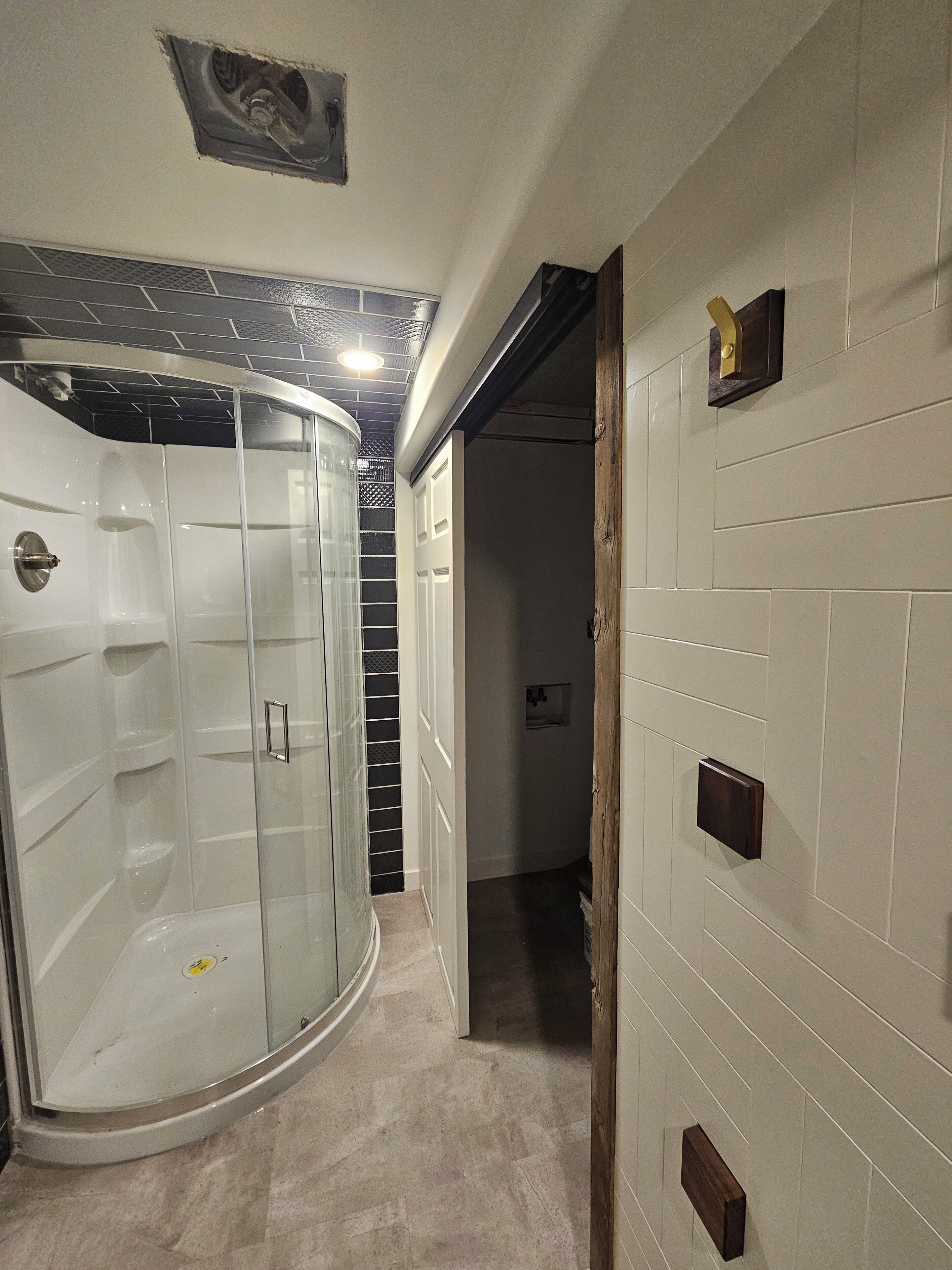 Shower, towels, toilet paper