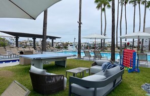 Pool - 2BR/2BA Sleeps 6 Coronado Beach Resort w/kitchenette by historic Hotel Del -wow! (Coronado)