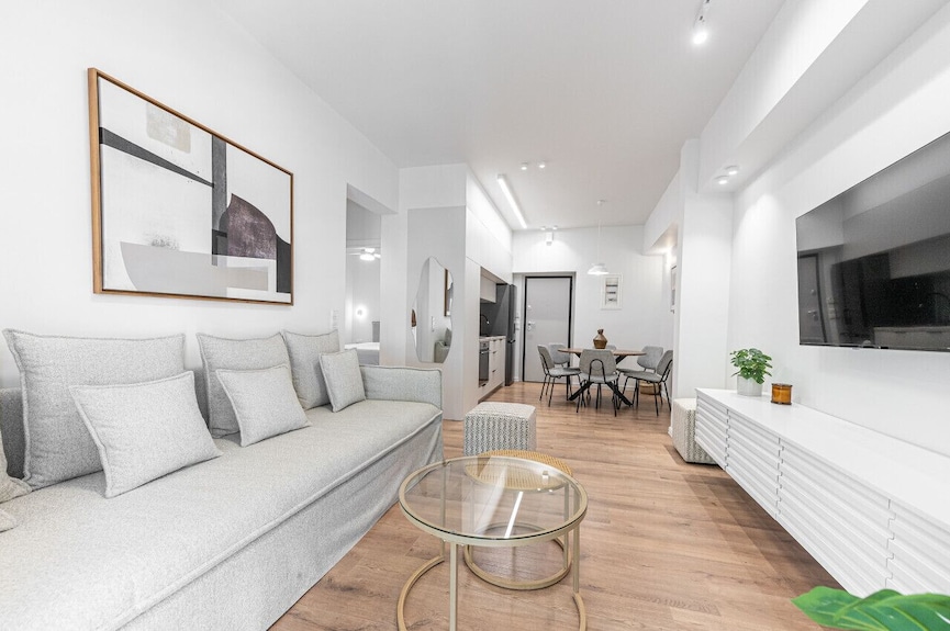 Phaedrus Living: Prosperity Residences Paradise - Athens