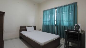 Economy Single Room | Bed sheets