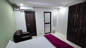 Unclassified image, 5 of 15, button - Hotel Kanha Shyam Madhubani (Madhubani)