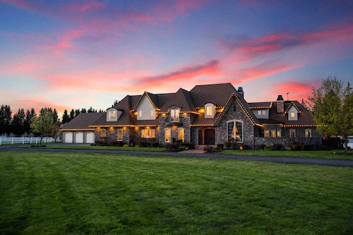 Magnificent Country Chateau w/ Enormous Indoor Pool Area, Billiards Room, Arcade Room on 20 Acres