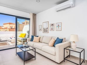 TV - Mirador Alto by Interhome (Nerja)