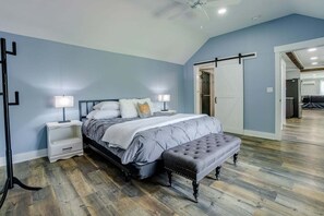 4 dormitorios, tabla de planchar con plancha, wifi gratis y ropa de cama