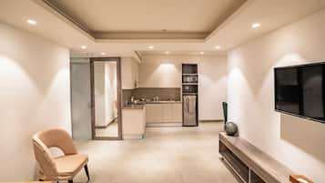 Executive Suite | Living area