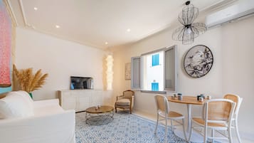 Télévision à écran plat