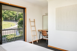 2 chambres, bureau, Wi-Fi gratuit, draps fournis