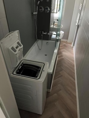 Hair dryer, towels, soap, shampoo