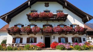 Exterior - Bergblick94m², EG, 2 Schlafzimmer, Sat-tv, Terrasse, Max. 4 Personen (Anger)