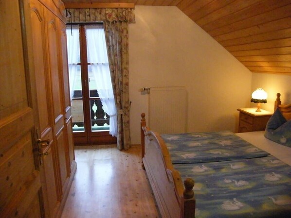 1 chambre, accès Internet, draps fournis