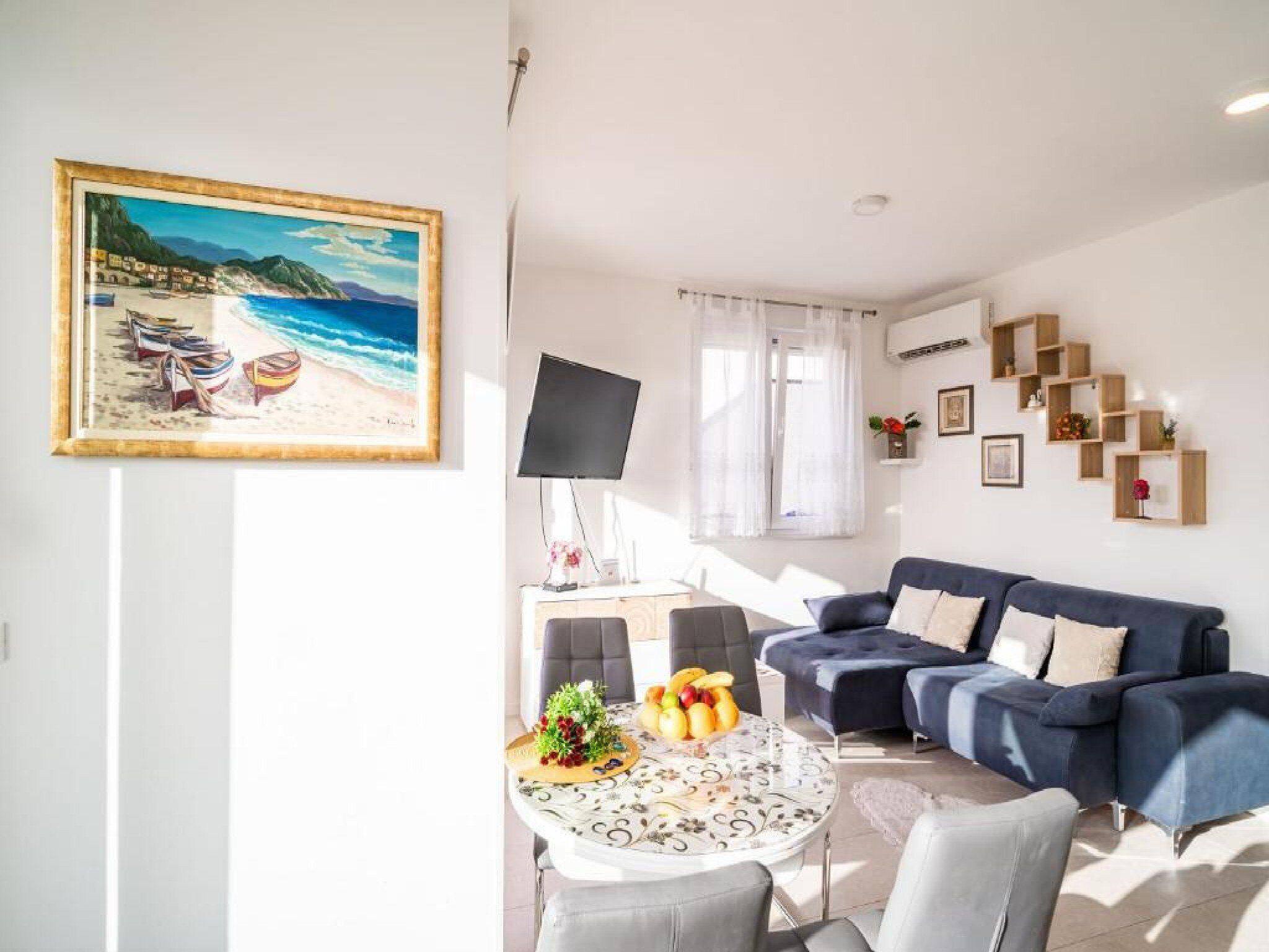 Apartment (Apartment Anka - One Bedroom Apartmen) | Wohnzimmer | 32-Zoll-Flachbildfernseher mit Kabelempfang