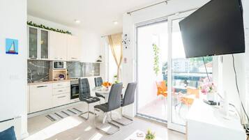 Apartment (Apartment Anka - One Bedroom Apartmen) | Private kitchen | Fridge