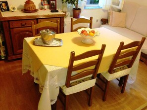 Single Room (Guest House Ruza - Single Room with S) | Dining room - Guest House Ruza (Dubrovnik)